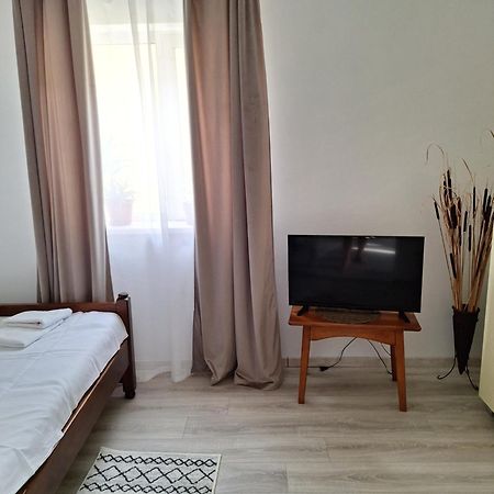 Miha'S Apartament Sulina Dış mekan fotoğraf